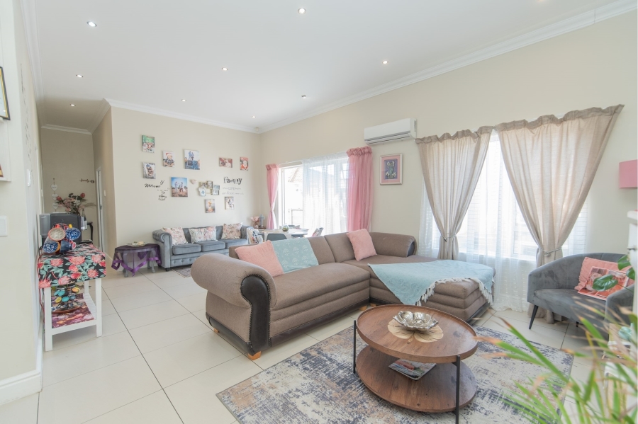 3 Bedroom Property for Sale in Westbrook Eastern Cape